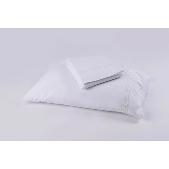 Flash Sale π Cottage Home White Cotton Gold Embroidered Cuff Queen Sheet Set βοΈ 3 Flash Sale π Cottage Home White Cotton Gold Embroidered Cuff Queen Sheet Set βοΈ